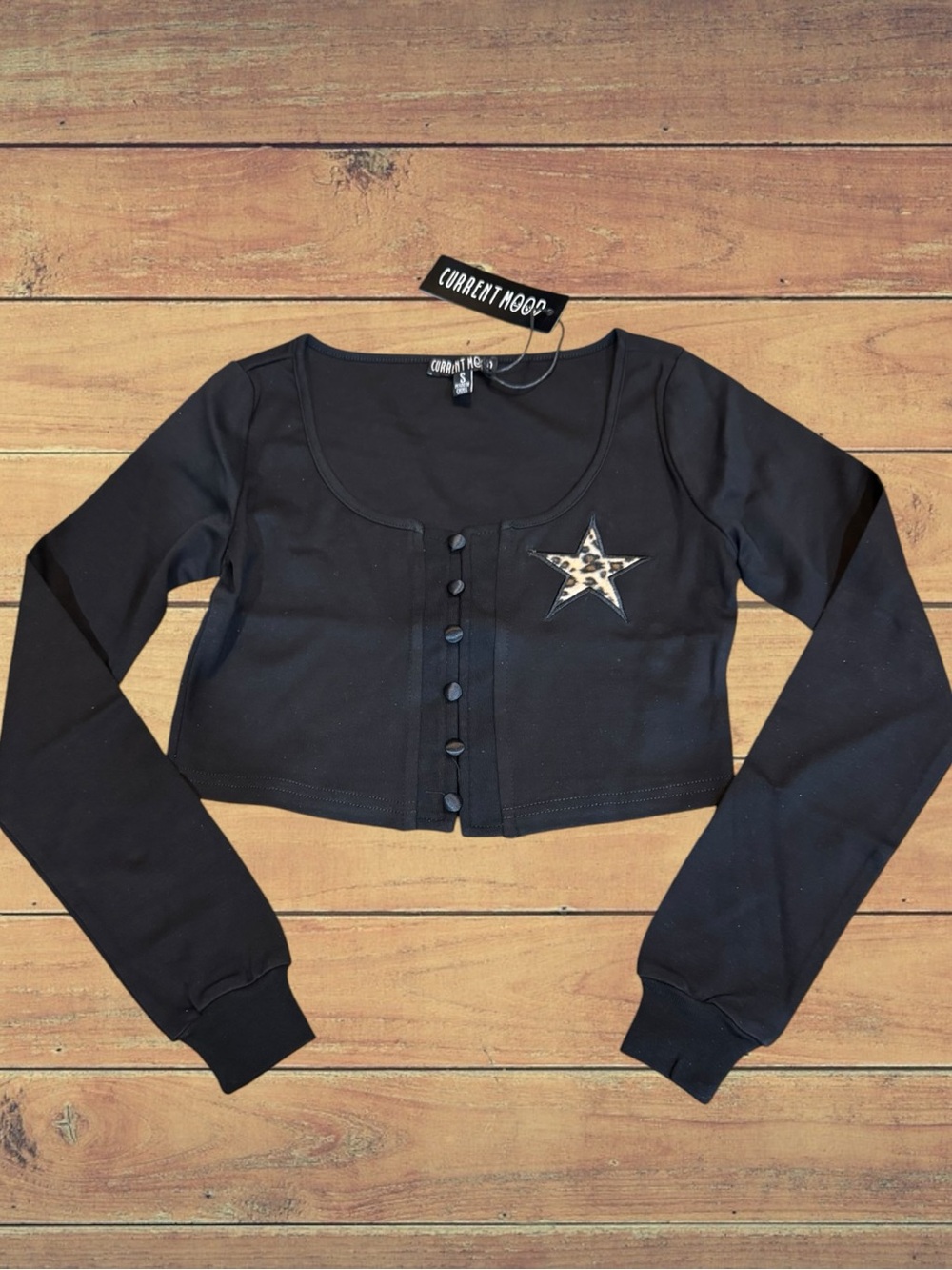 Current Mood Black Cropped Scoop Neck Cardigan With Leopard Star NWT Size Small - Picture 3 of 13